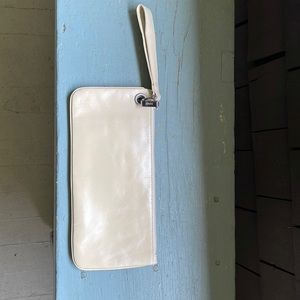 Excellent condition HOBO Wrislet/clutch